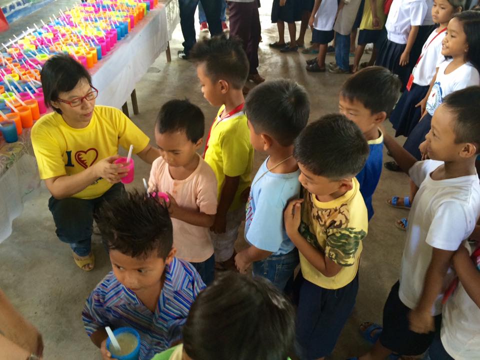 Feeding program at Sanchez-Cabalitian Elementary (10)