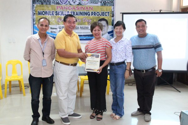 Pangasinan Mobile Skills Training Project Graduation Day (5)